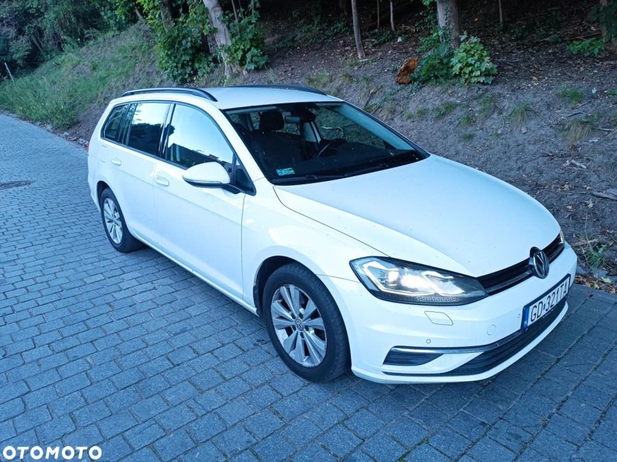 Volkswagen Golf VII 1.6 TDI BMT Trendline