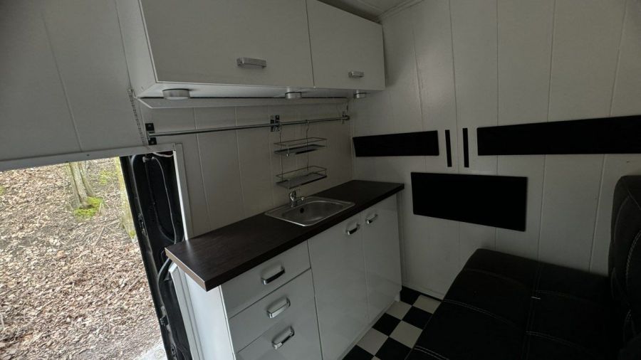 Renault Trafic Kamper long WC tv kuchenka lodówka przetwornica  markiza x2 łóżko: zdjecie 97673405