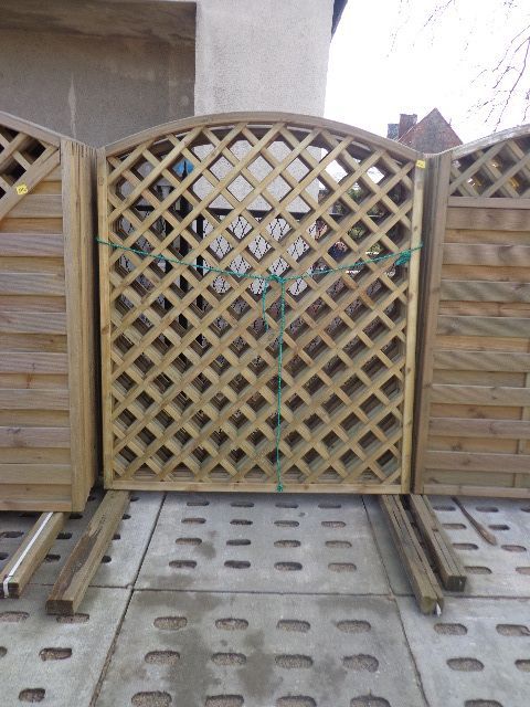 Płot, pergola z kratką drewniany: zdjecie 96558076