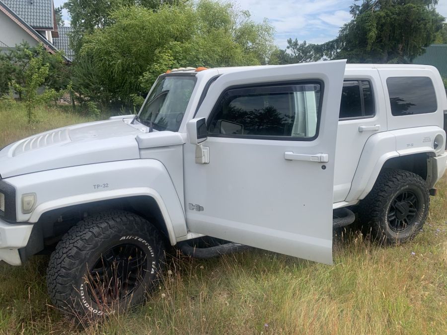 Hummer H3