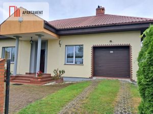 Dom z ogrodem w Cedrach Wielkich, 5 km od Mariny: zdjecie 66137680