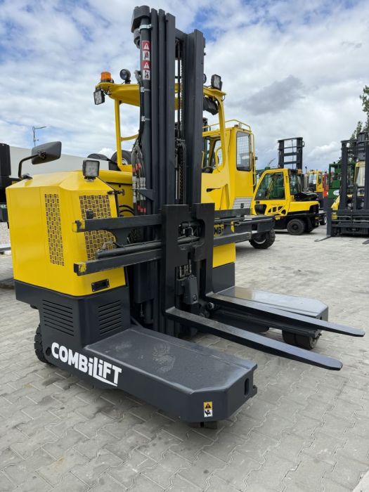 boczne wózki widłowe Wynajem Rent - 4-kierunkowe wąskokorytarzowe: zdjecie 97055288