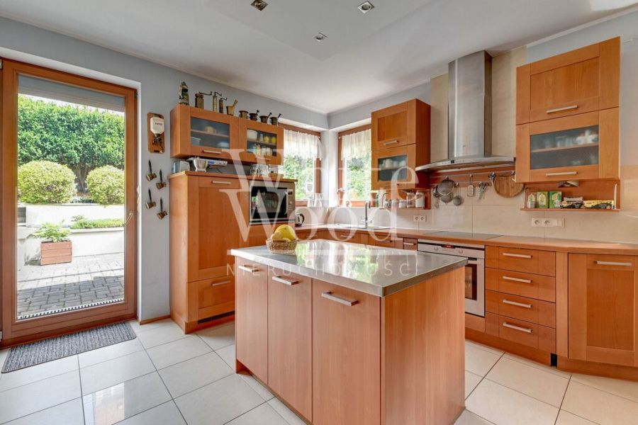 Modernistyczny i nowoczesny dom z tarasem na dachu: zdjecie 98428902
