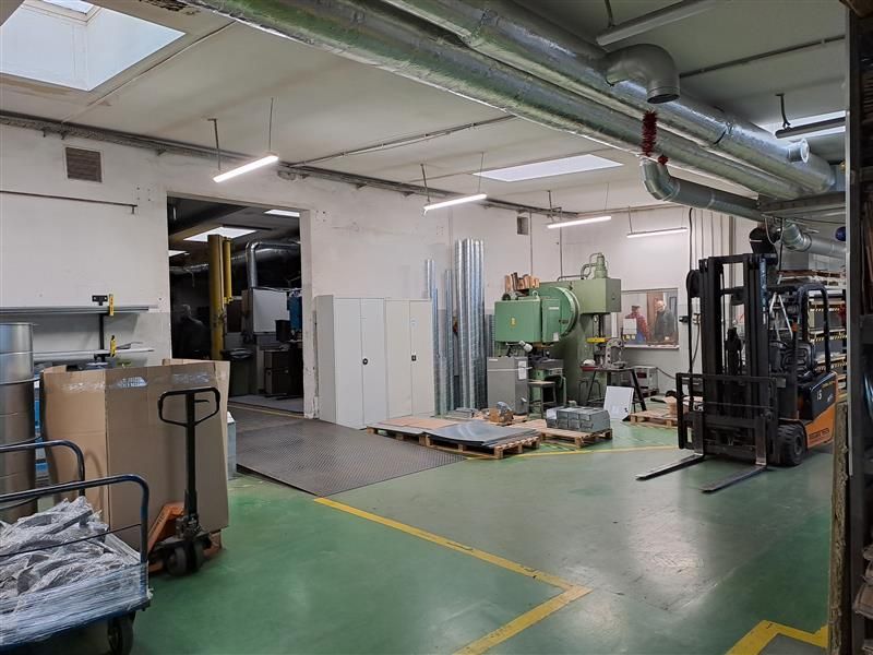 Produkcja-magazyn obiekt przy węźle S6/S7: zdjecie 99570958