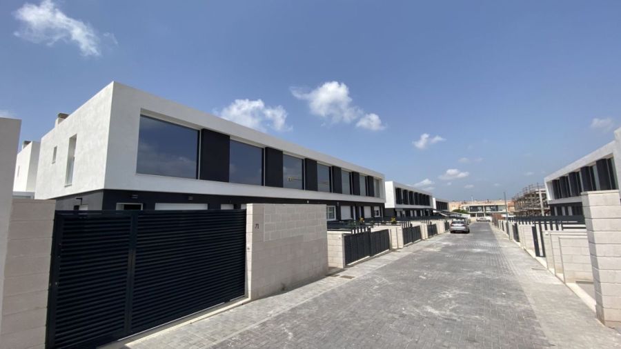 Nowoczesny Dom z Tarasem, Gran Alacant: zdjecie 98695480