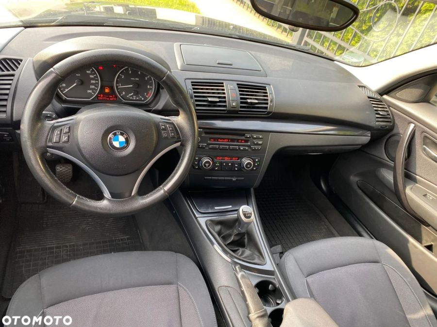 BMW Seria 1 116i, świeży olej, podg. fotele, klimatronic ok: zdjęcie 98082456