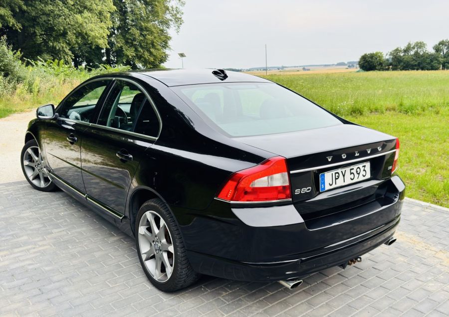 Volvo S80