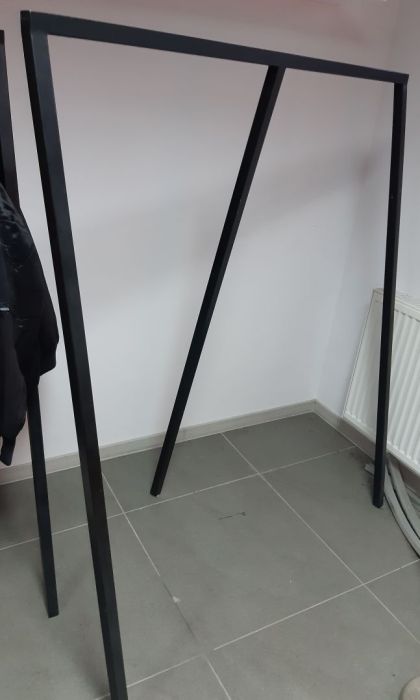Wieszak czarny metalowy na odzież: zdjęcie 98441634