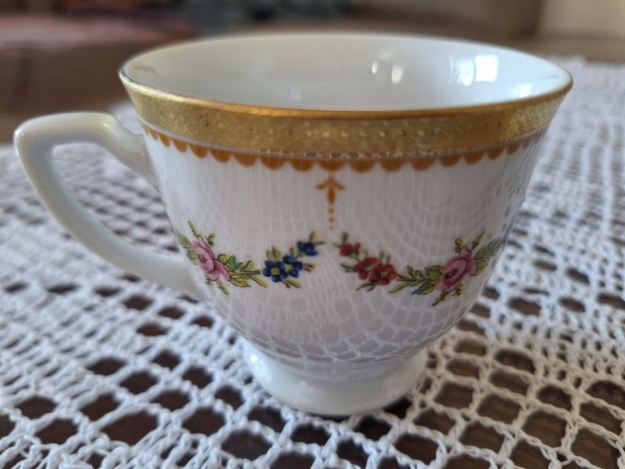 Tirschenreuth Bavaria filiżanka porcelana złocenia kwiaty: zdjęcie 98482584