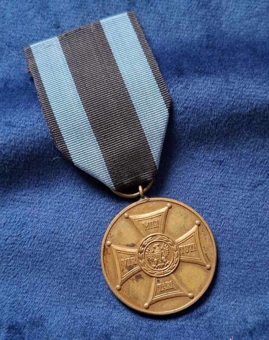 Medal Zasłużonym na Polu Chwały 1944 brązowy: zdjęcie 98482771
