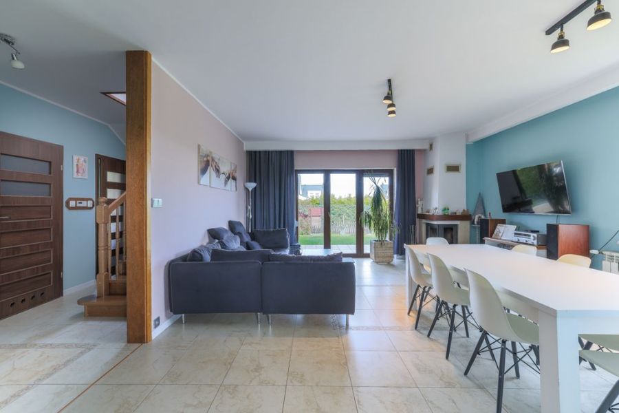 Gotowy do wprowadzenia | 2 garaże | 1500m jezioro: zdjecie 98494996