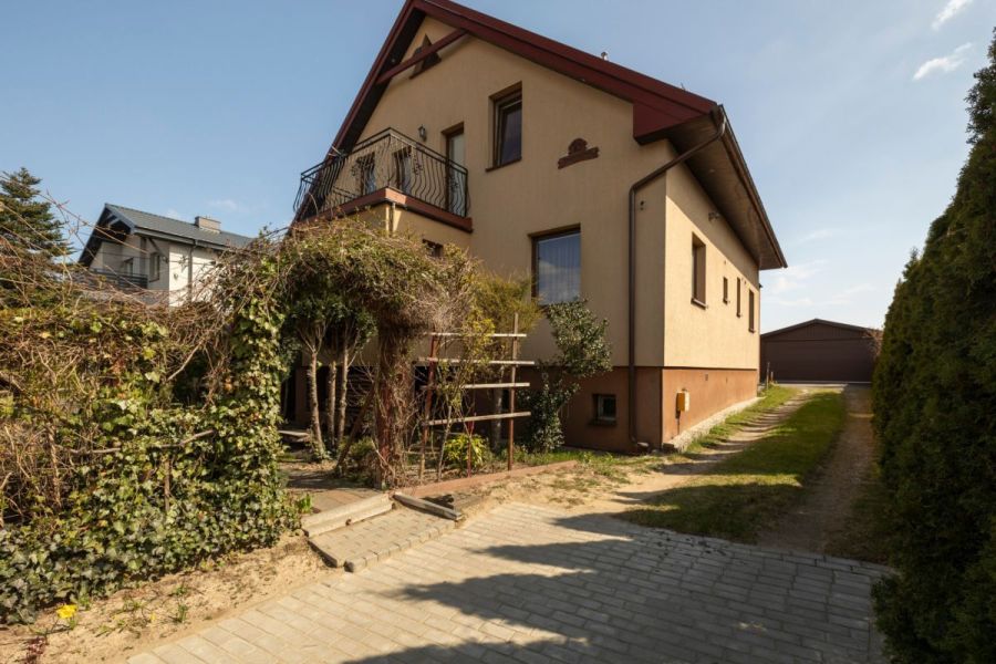 Dom wolnostojący w nadmorskiej miejscowości: zdjecie 98497010