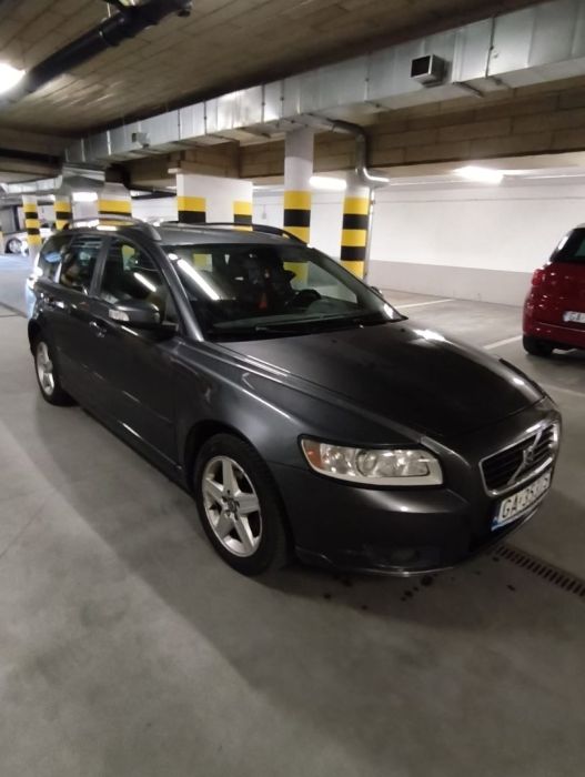 Volvo V50