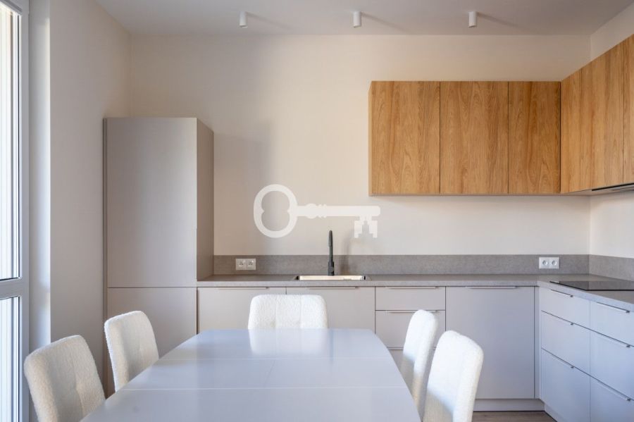 Przestronny apartament | Spokojna okolica: zdjęcie 98509164