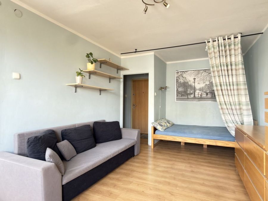 Kawalerka, blisko lasu, balkon z widokiem