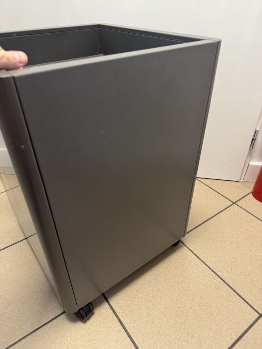 Kontenerek pod biurko Idasen marki Ikea: zdjęcie 98529776