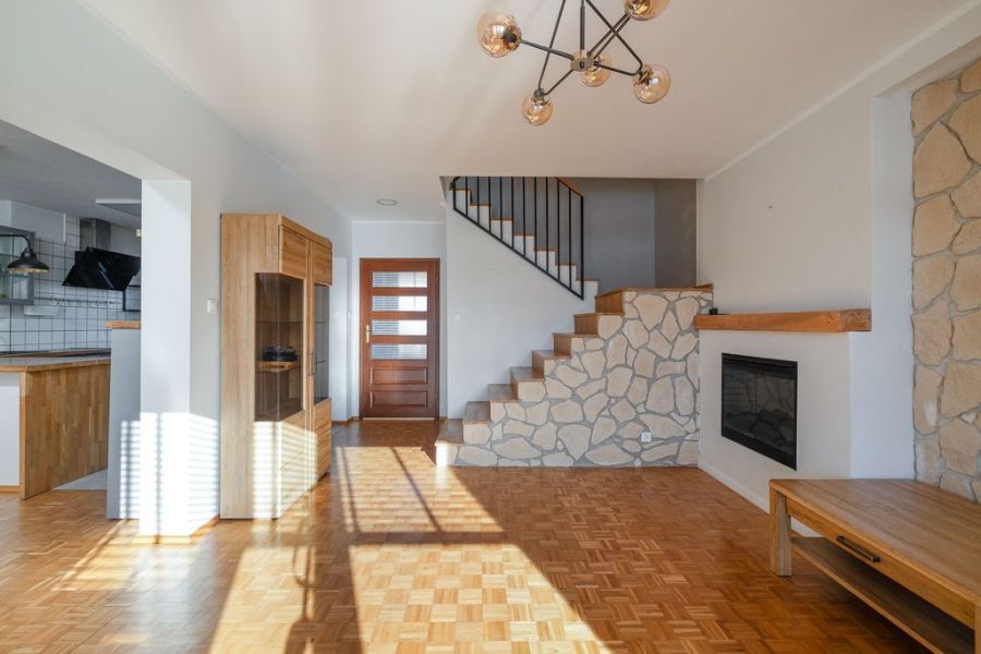 garaż w bryle | 6 POKOI | altana ogrodowa: zdjęcie 98556572
