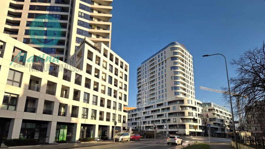 narożny lokal z witryną gdynia śródmieście