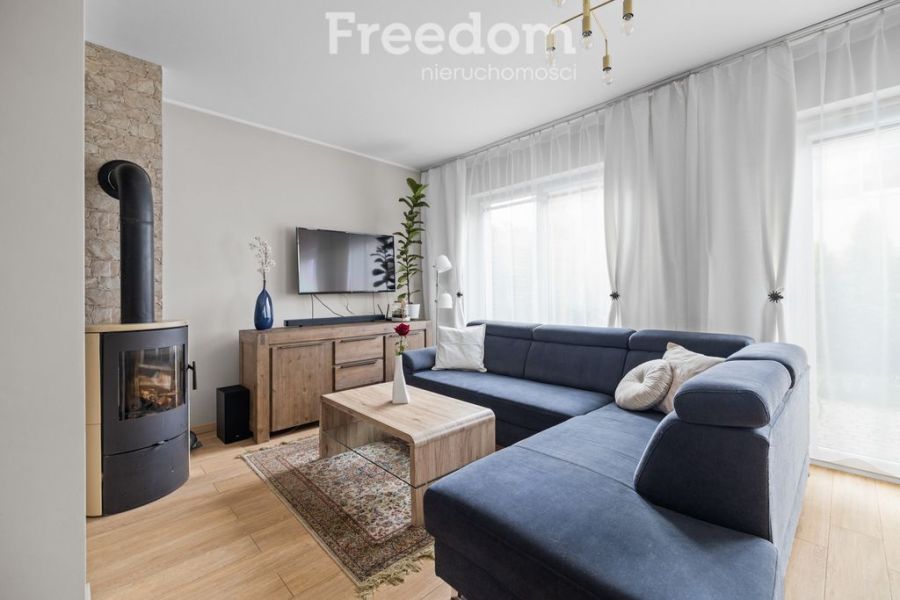 4 pokoje z ogródkiem na ogrodzonym terenie
