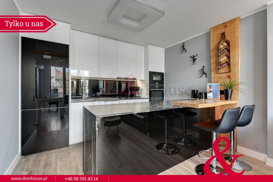 Dwupoziomowy apartament w inwestycji z basenem: zdjecie 98870474