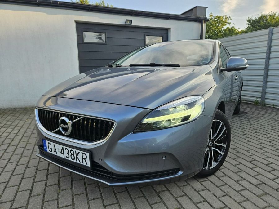 Volvo V40
