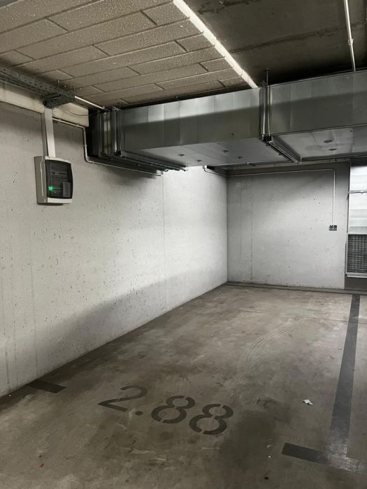 Miejsce parkingowe w hali Śródmieście Długa Grobla: zdjęcie 98620228