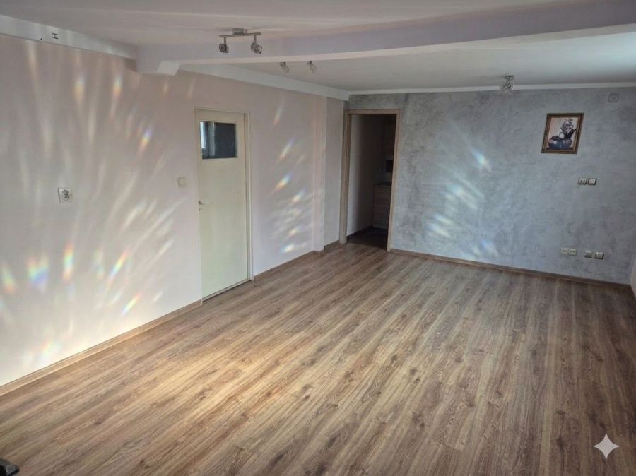 Lokal usługowy na wynajem w domu jednorodzinnym w: zdjęcie 98624031