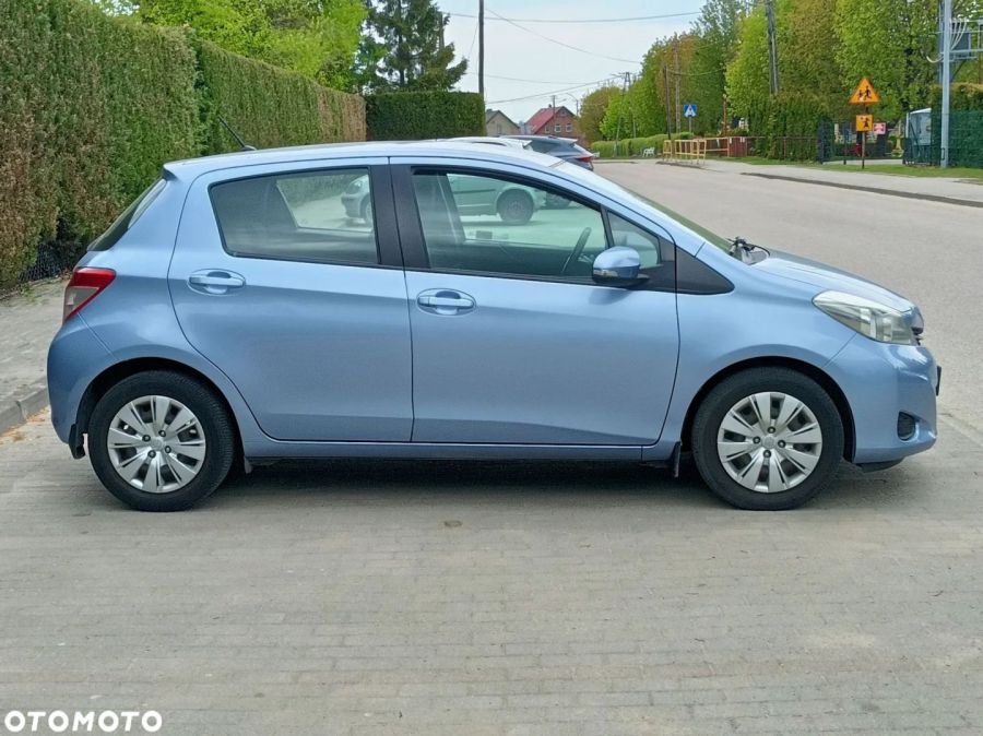 Toyota Yaris 1.33 Premium: zdjęcie 98642446