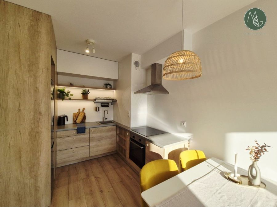 Super 2 pok., balkon, winda, parking, Gd. Jasień