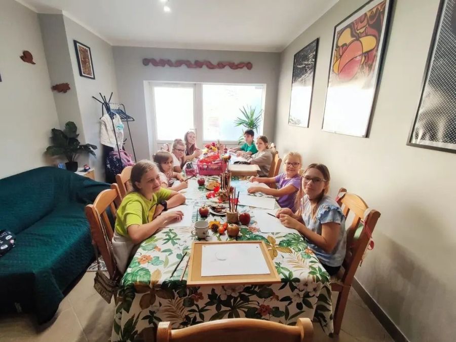 Warsztaty wakacyjne rysunek,malarstwo,glina.Gdynia: zdjęcie 98662176