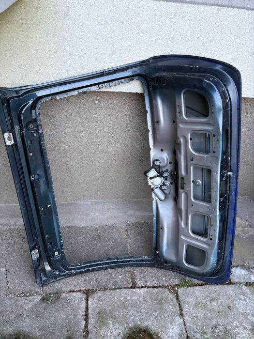 Sprzedam klapę od bagażnika Mercedes: zdjęcie 98667897