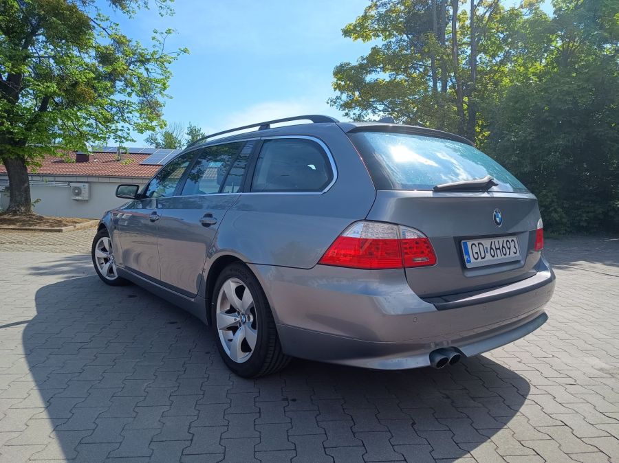 BMW 525d Touring manual: zdjęcie 98668640
