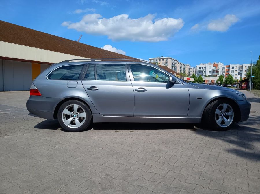 BMW 525d Touring manual: zdjęcie 98668642