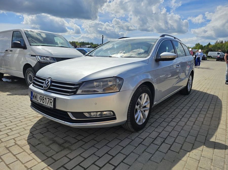VW Passat B7 2013r 2.0 diesel 170KM 6 biegowy manual fajny stan: zdjęcie 98668917
