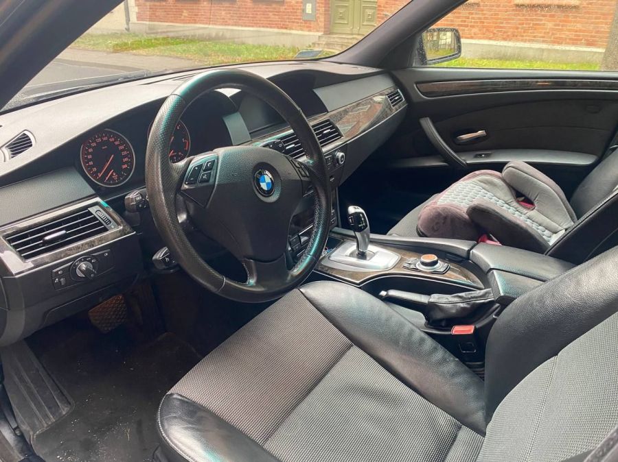 BMW 5 Series Kombi na sprzedaż: zdjęcie 98671213