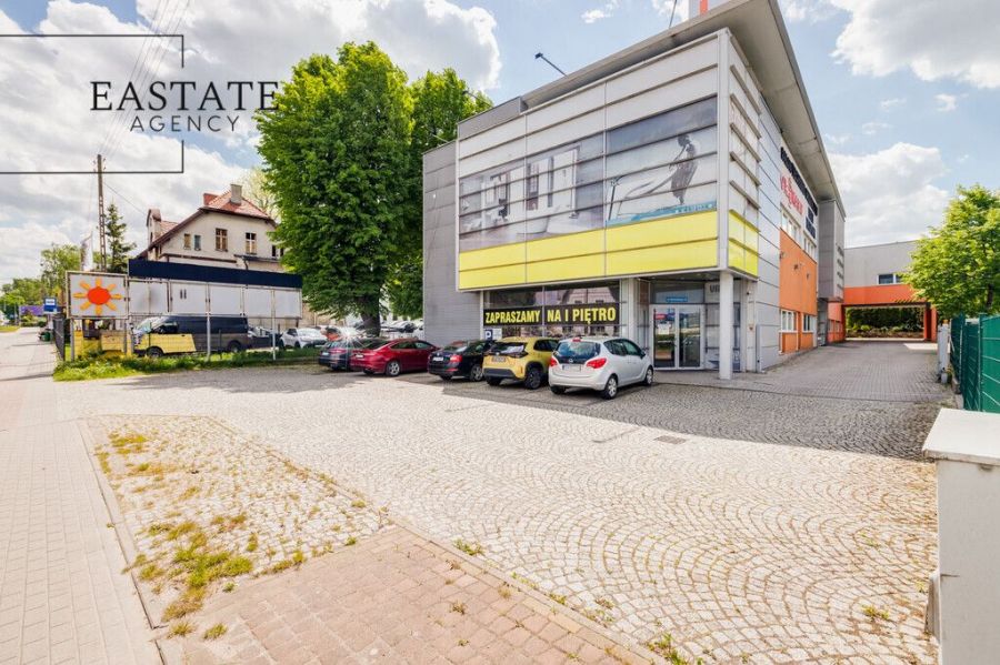 Funkcjonalny Lokal z Witryną, II Piętro, Parking: zdjęcie 98684444