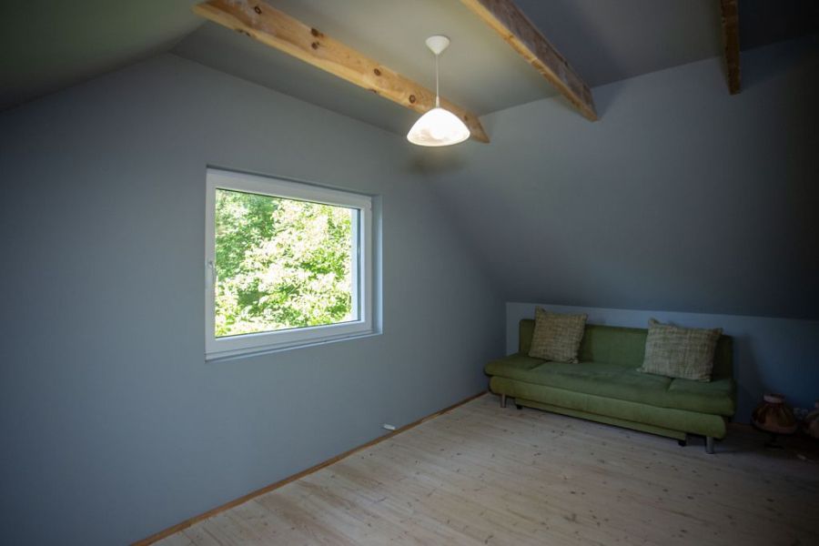 Dom przy lesie | 1221 m&sup2; działka| 2 domki gościnne: zdjecie 98693199