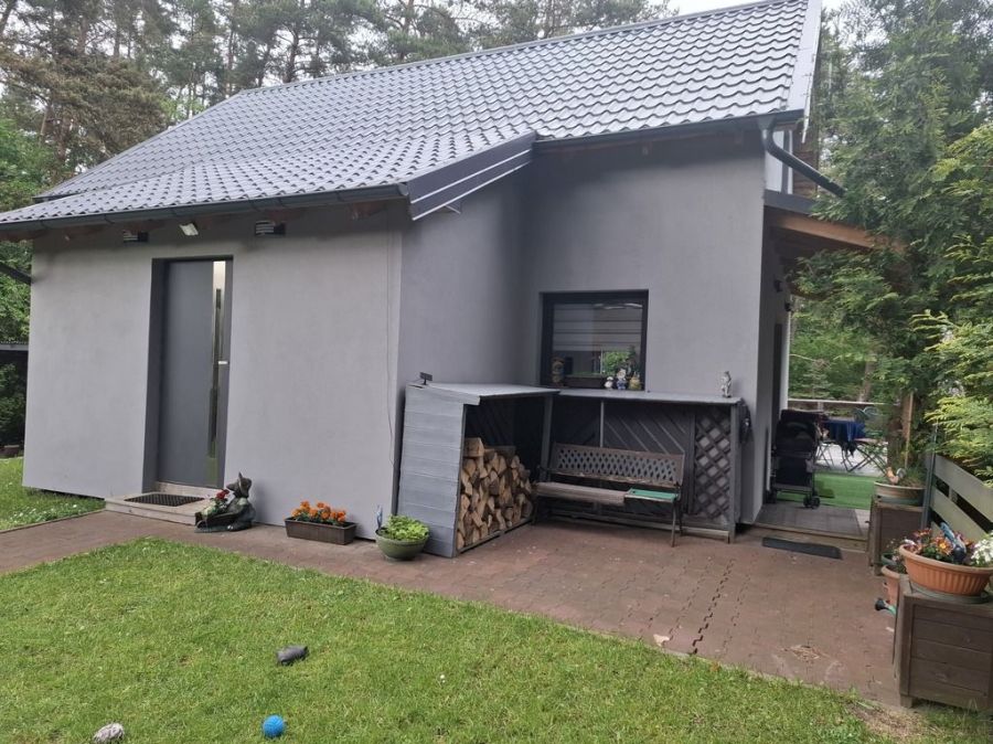 Dom przy lesie | 1221 m&sup2; działka| 2 domki gościnne: zdjęcie 98693189