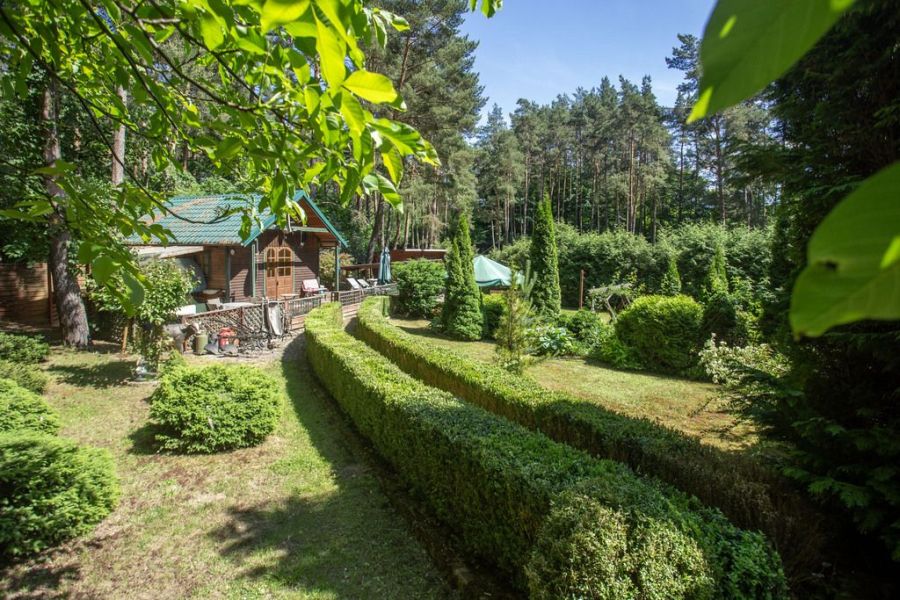 Dom przy lesie | 1221 m&sup2; działka| 2 domki gościnne: zdjecie 98693193