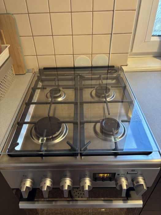 Kuchenka gazowo-elektryczna Electrolux LKK564: zdjęcie 98693452