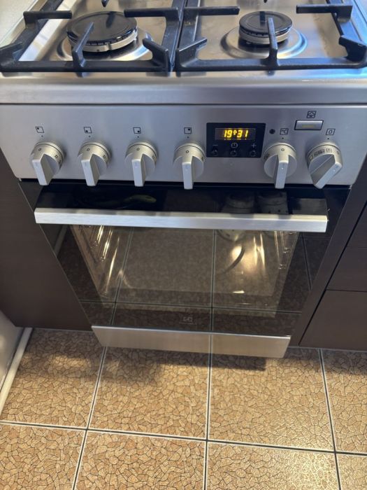 Kuchenka gazowo-elektryczna Electrolux LKK564: zdjęcie 98693454