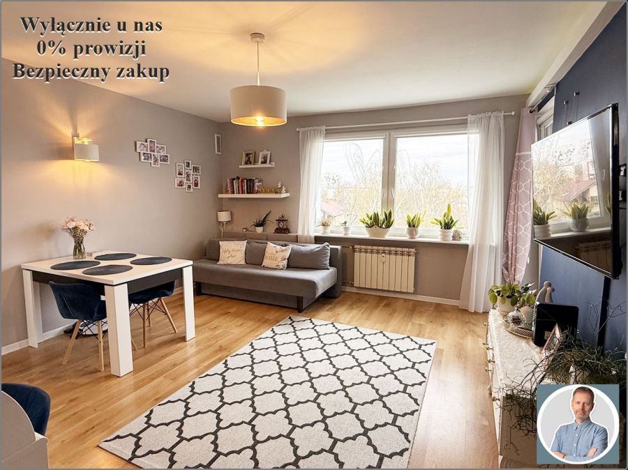 Osobna kuchnia.  Balkon. Kilka minut spacer nad morze.: zdjęcie 98696331