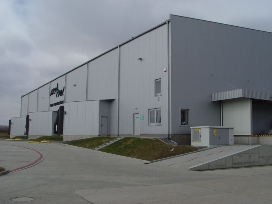 pracownik ogólnobudowlany/hale stalowe: zdjęcie 98697667