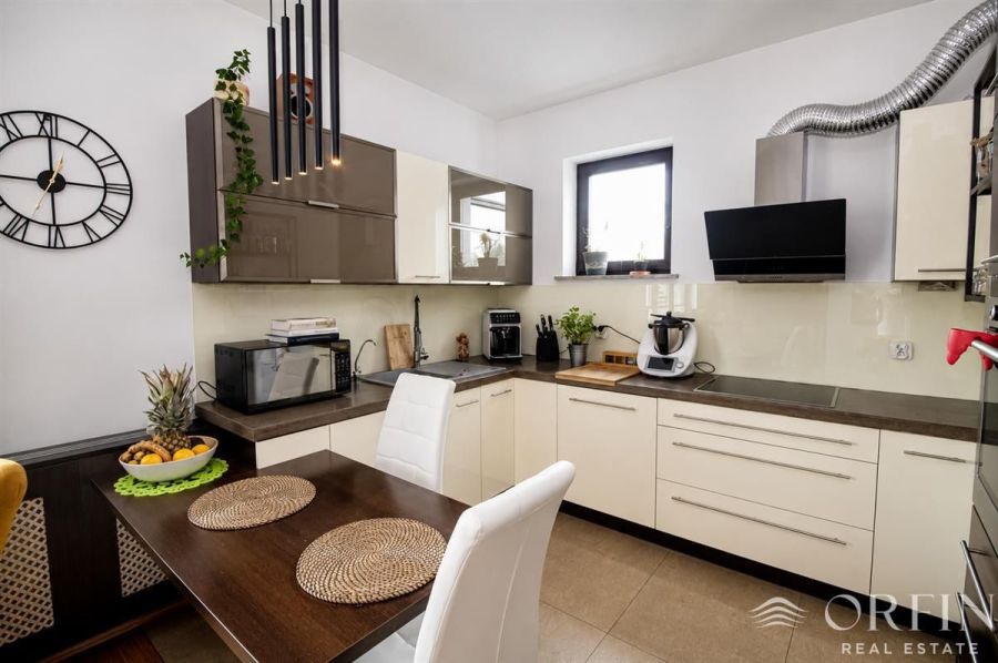 Apartament położony blisko centrum Gdyni i pasa na: zdjęcie 98709132