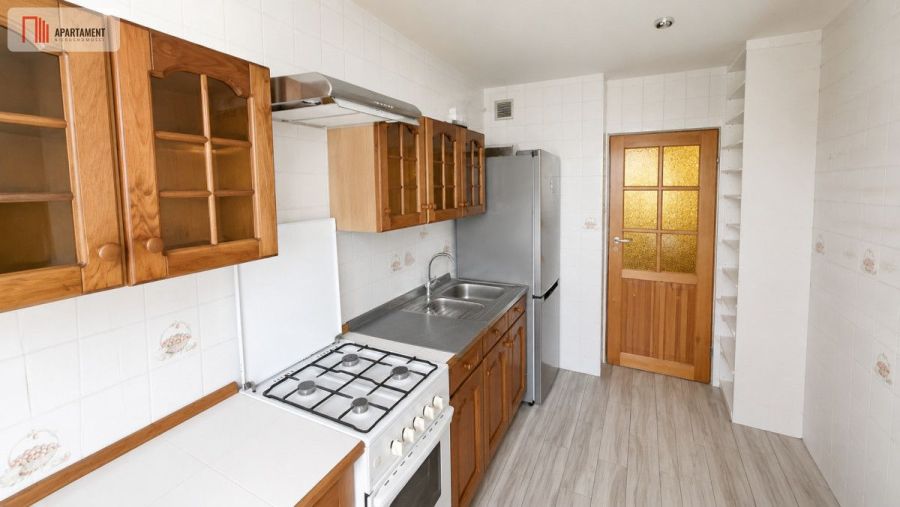 M3 z balkonem z widokiem na panoramę.: zdjęcie 98791820