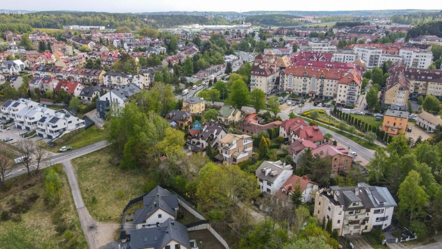Przestronny dom z ogrodem| Gdynia Dąbrowa: zdjęcie 98720922
