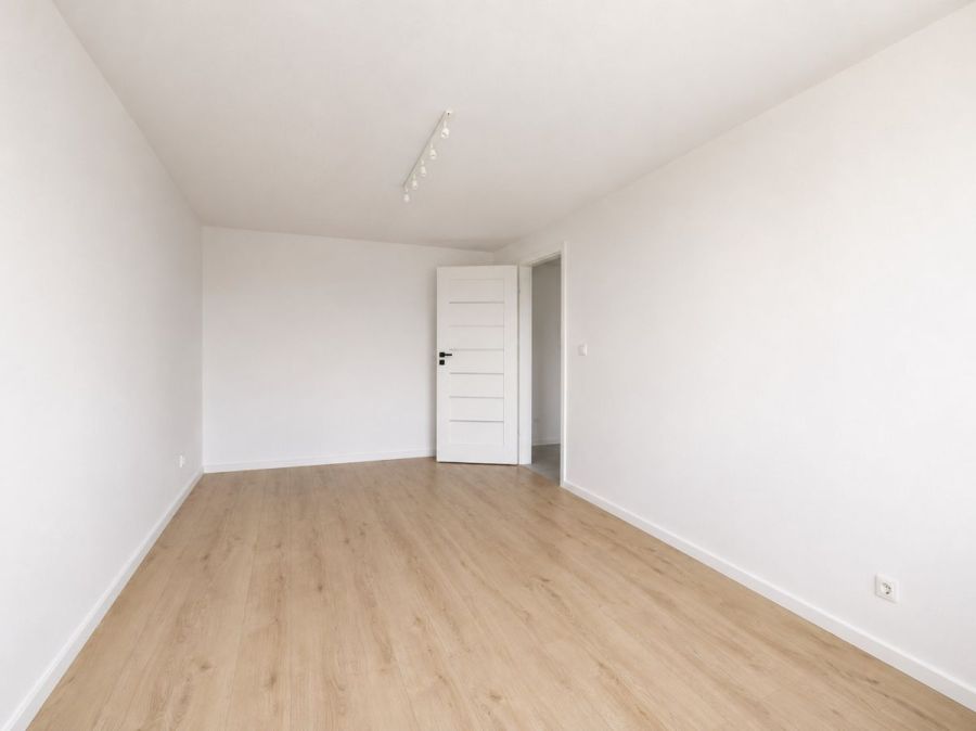 2 pokoje po remoncie | Balkon | 650 m od dworca: zdjęcie 98727332