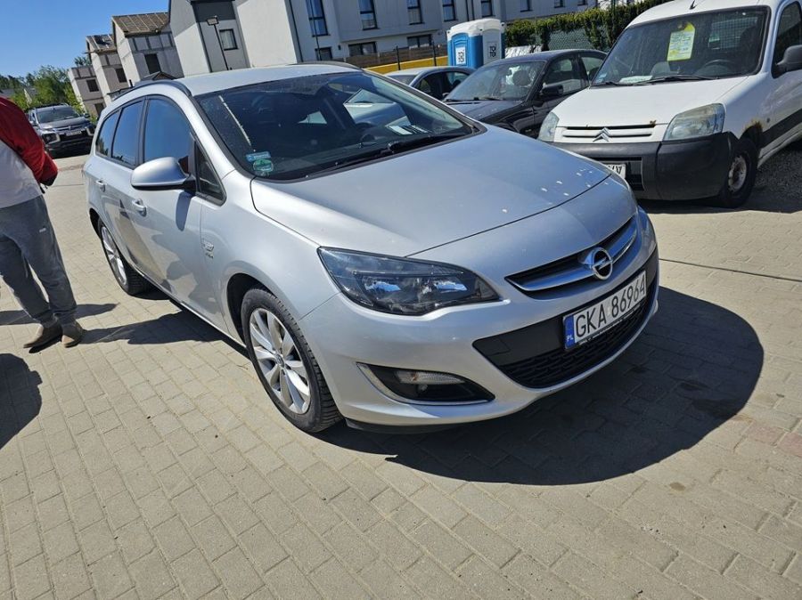 Opel Astra J 2013r/1.7 CDTI diesel/110KM/opłaty aktualne/klima/kombi: zdjęcie 98727832