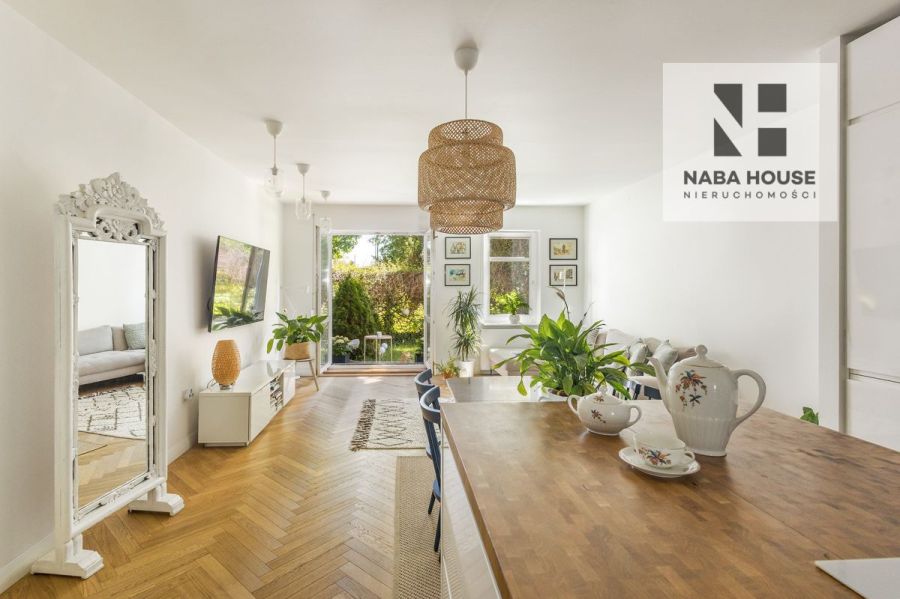 Apartament z ogrodem i trzema sypialniami