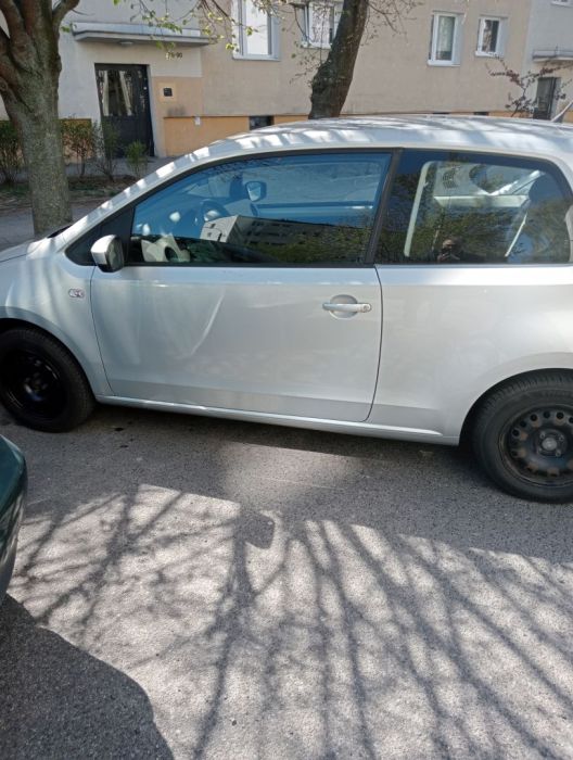 Skoda Citigo srebrny hatchback: zdjęcie 98748535